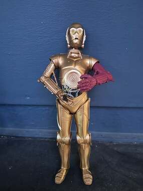 Hasbro Star Wars The Force Awakens C-3PO 12-inch Action Figure with Red Arm